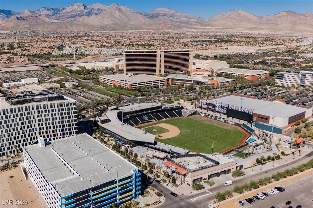 600 North Carriage Hill Drive 1053