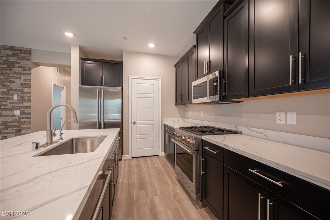 600 North Carriage Hill Drive 1053