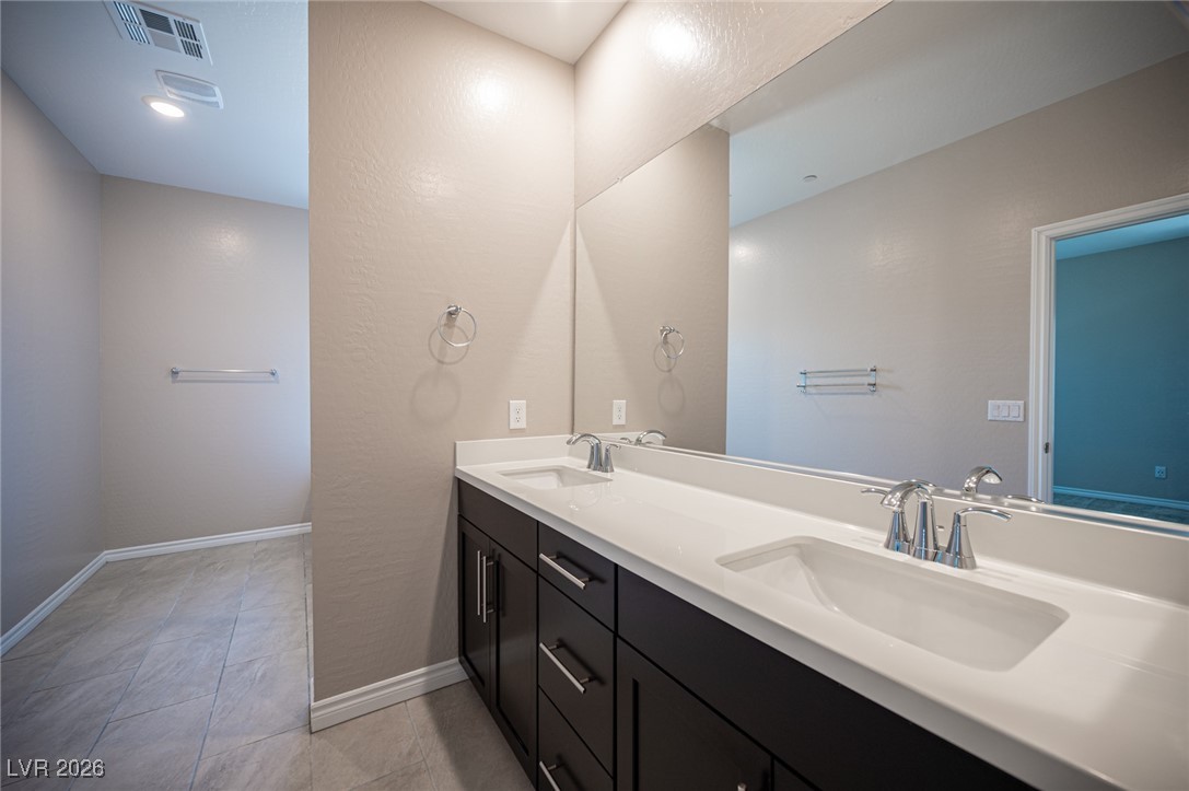 600 North Carriage Hill Drive 1053