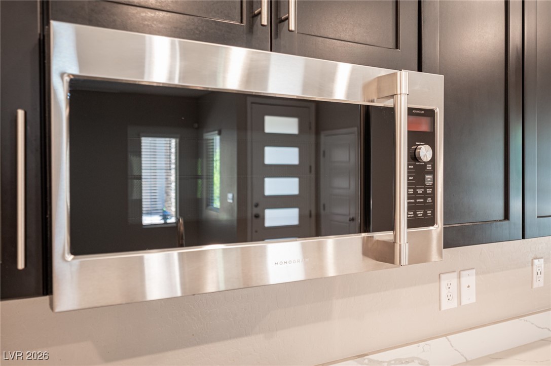 600 North Carriage Hill Drive 1053