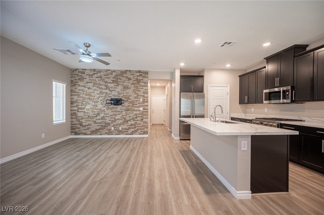 600 North Carriage Hill Drive 1053