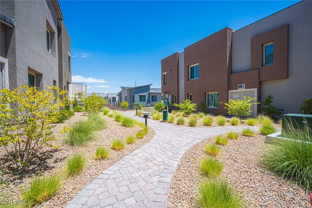 600 North Carriage Hill Drive 1053