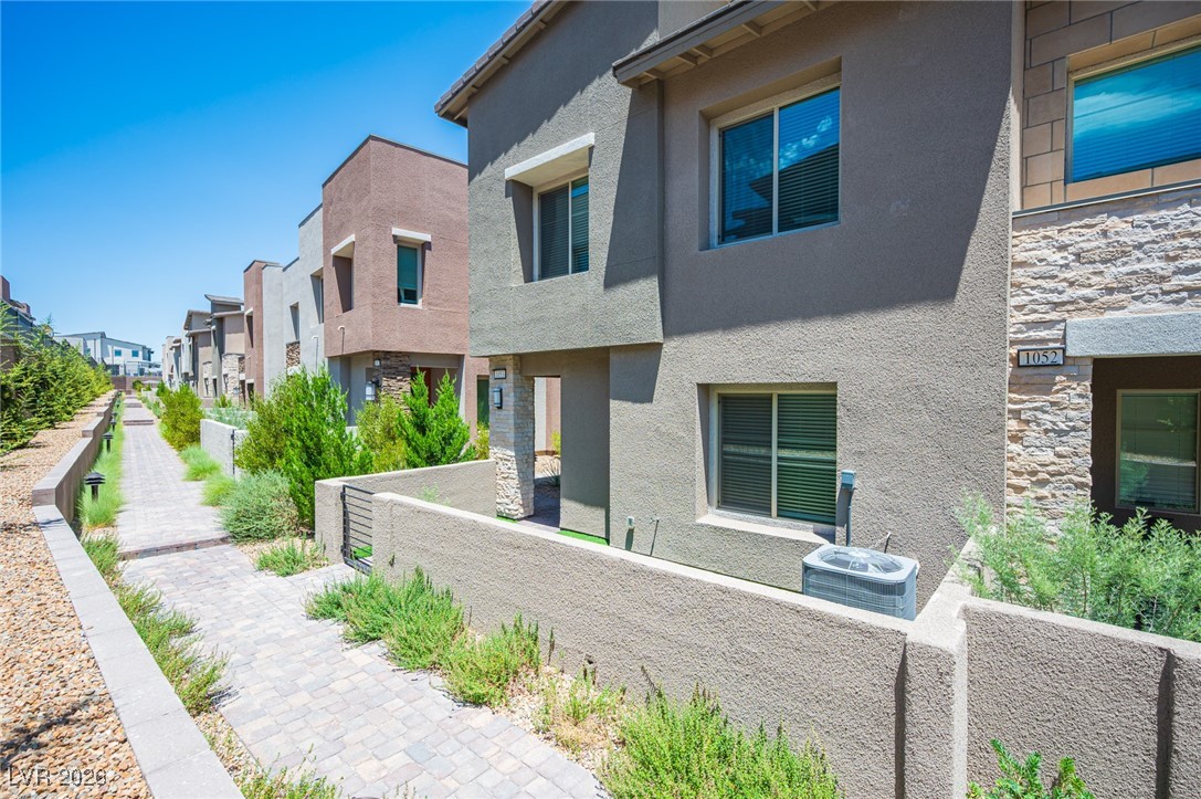 600 North Carriage Hill Drive 1053