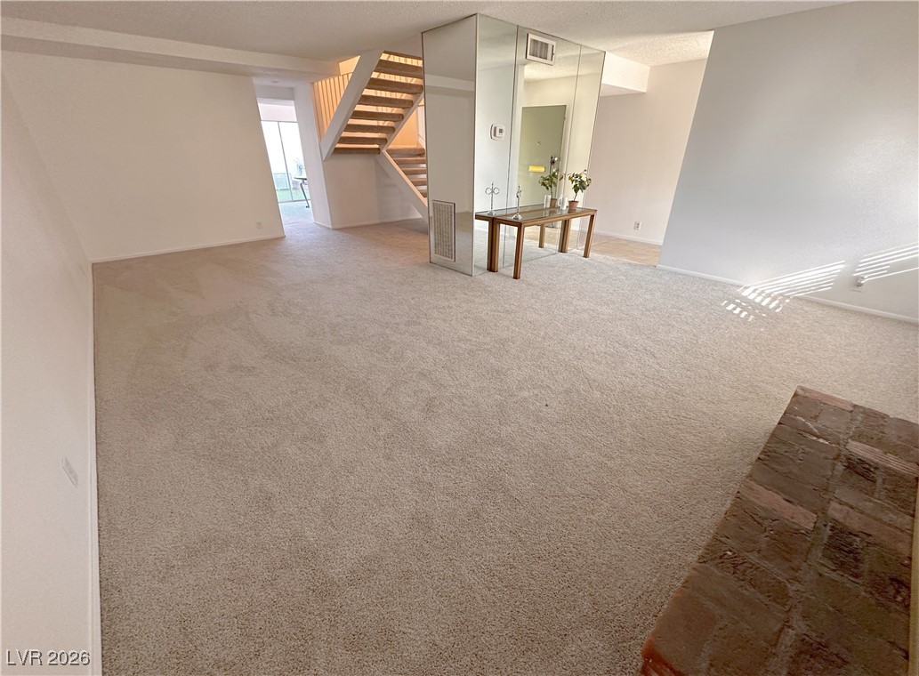 3004 El Camino Avenue