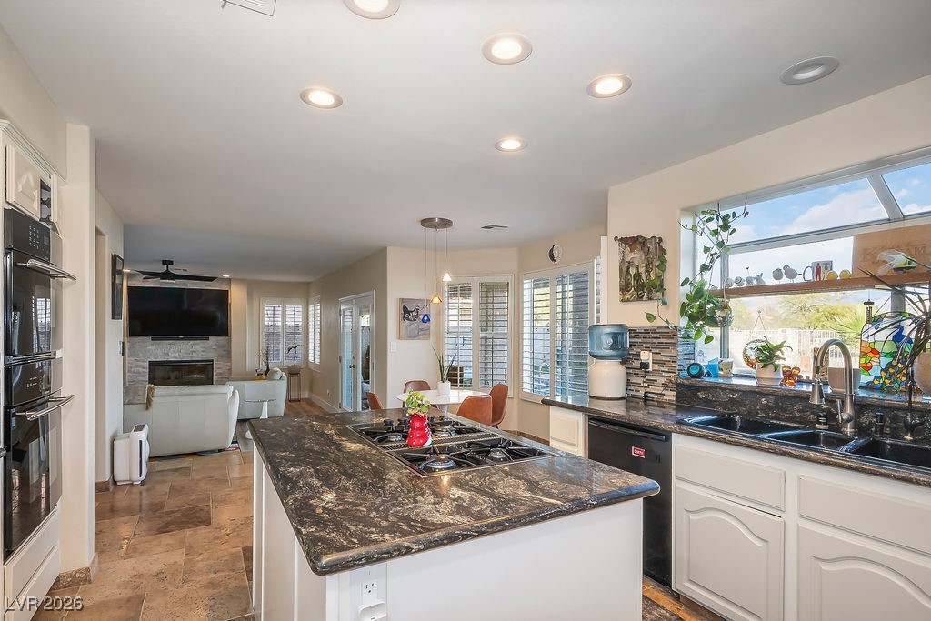 5260 Drifting Dunes Drive