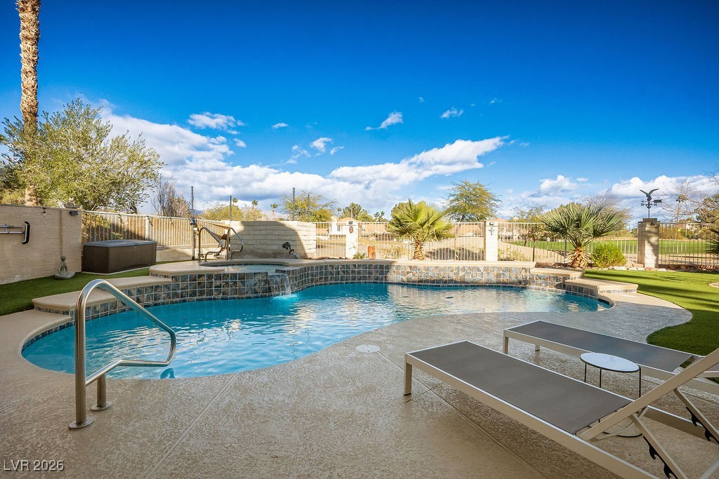 5260 Drifting Dunes Drive