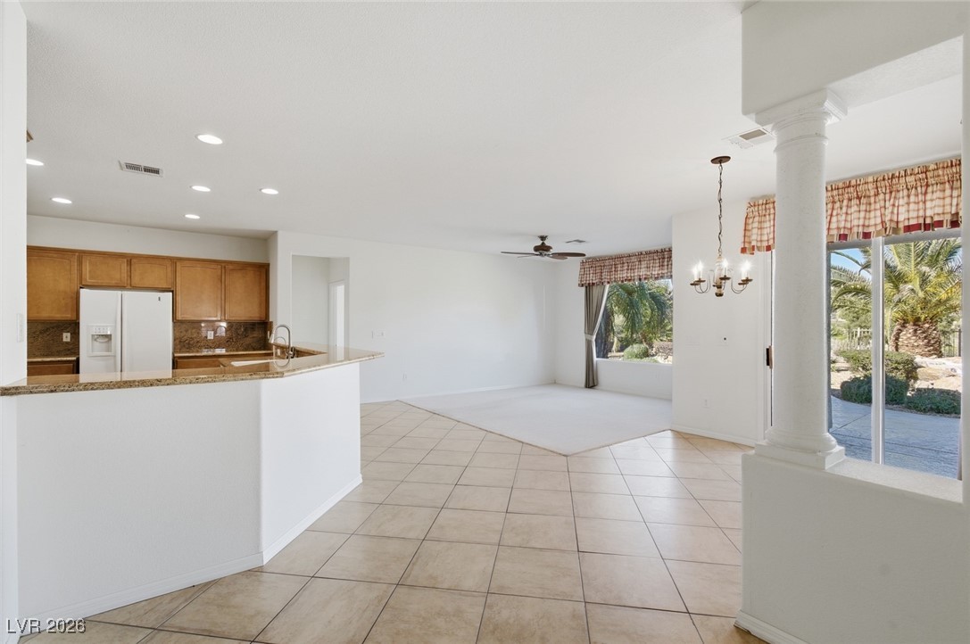 10356 Luna Magico Avenue