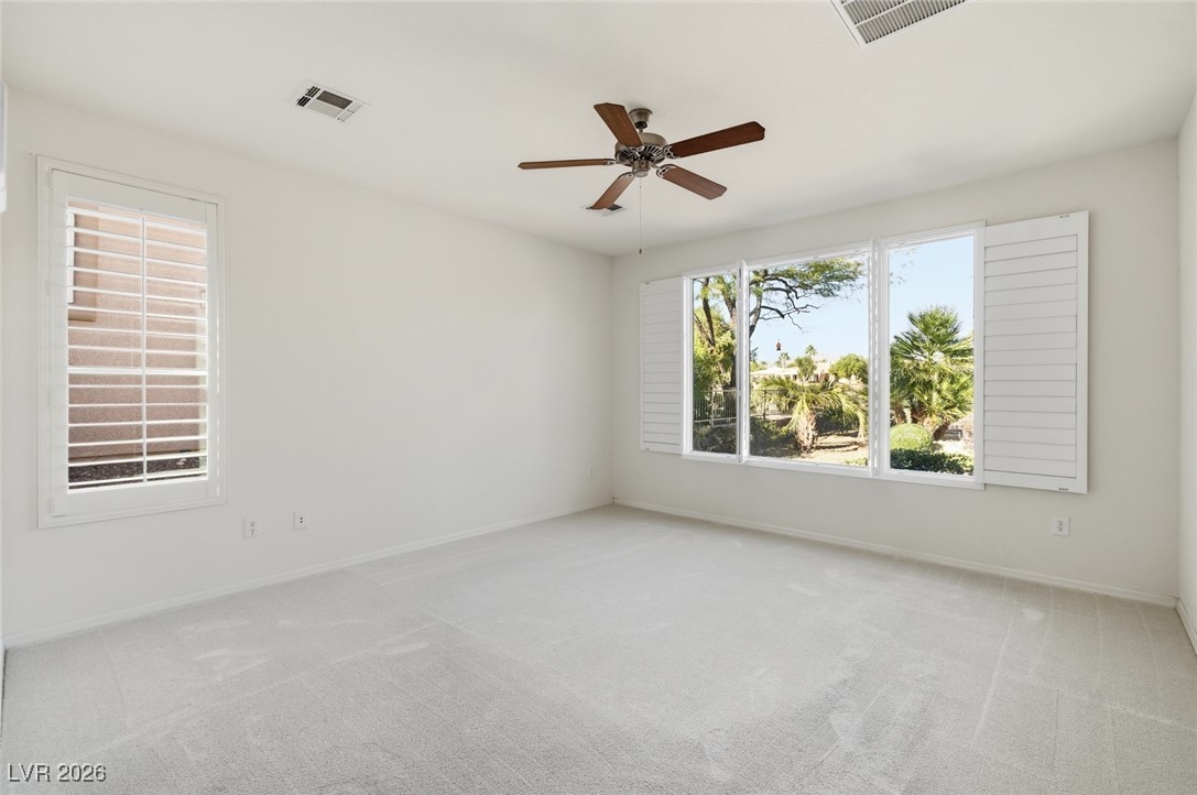 10356 Luna Magico Avenue