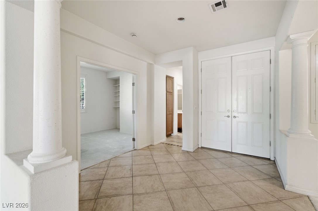 10356 Luna Magico Avenue