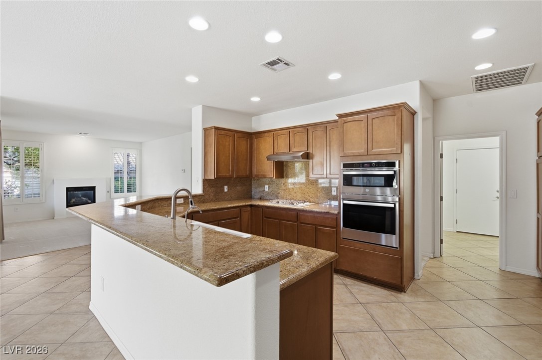 10356 Luna Magico Avenue