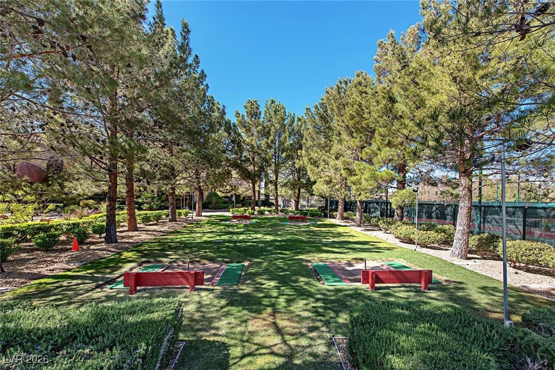 10356 Luna Magico Avenue