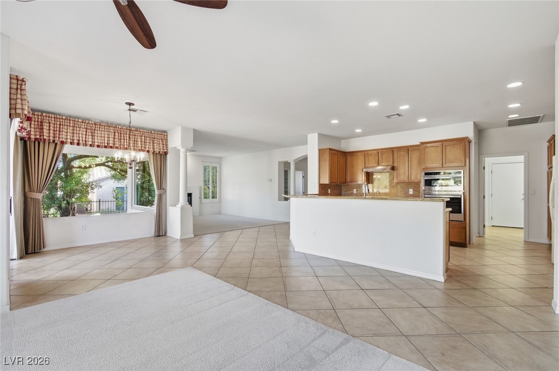 10356 Luna Magico Avenue