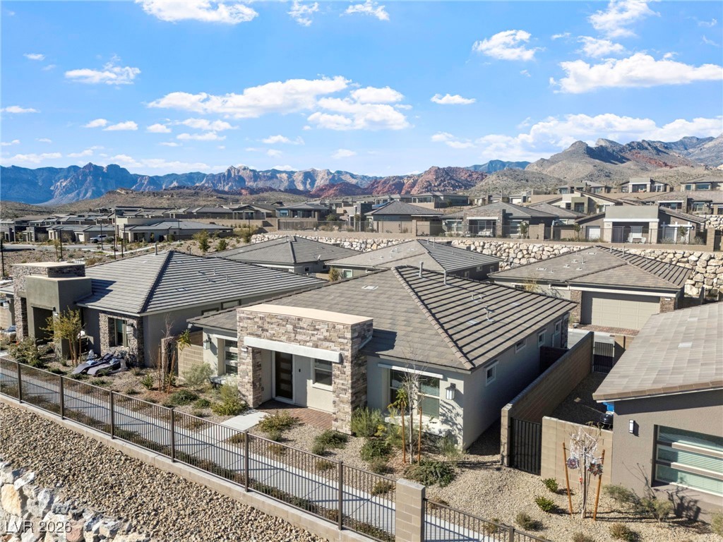 900 Carlton Terrace Lane