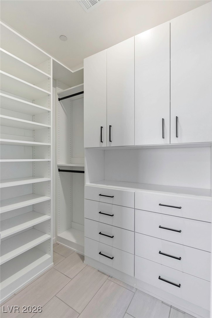 900 Carlton Terrace Lane