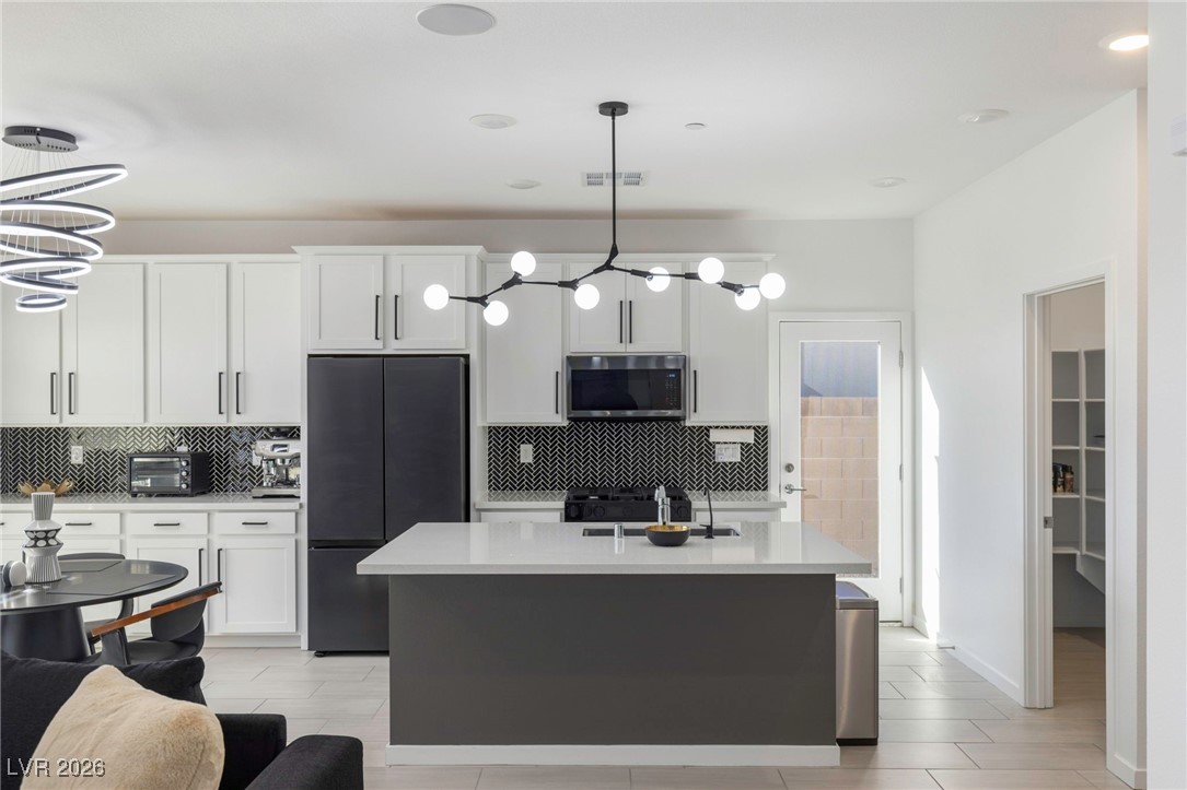 900 Carlton Terrace Lane