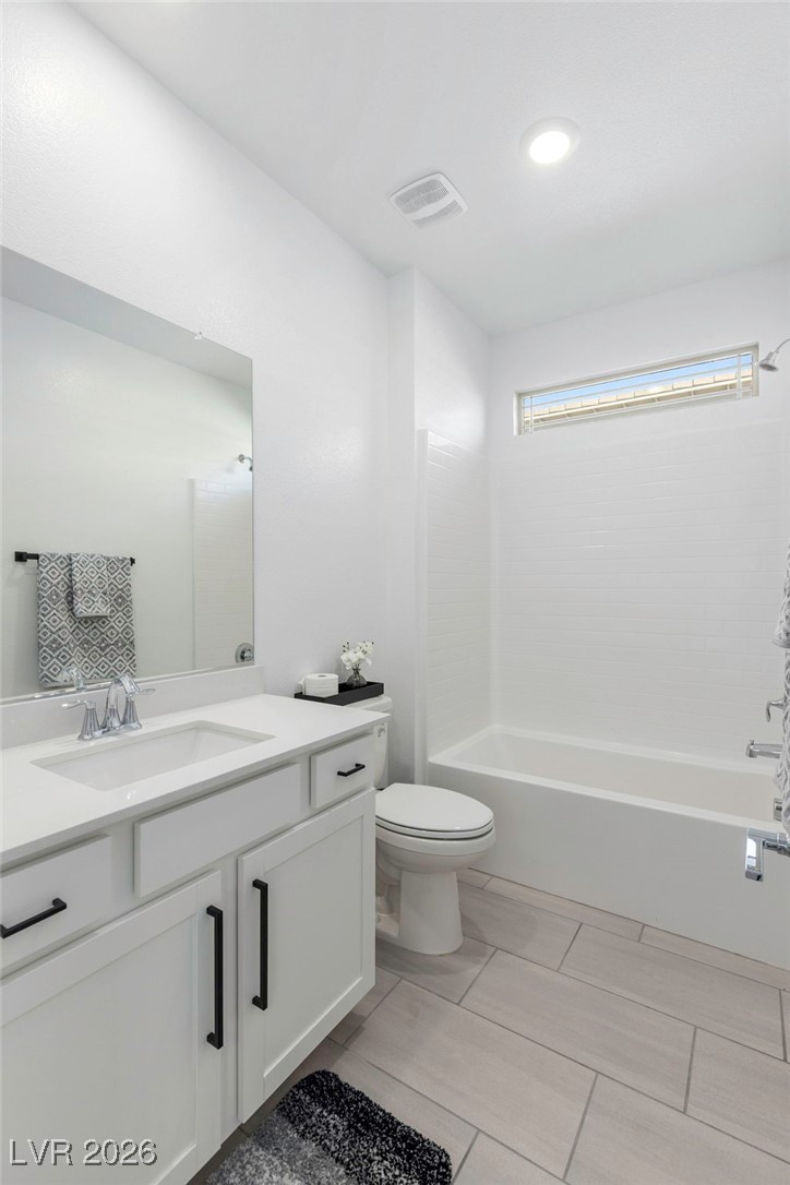 900 Carlton Terrace Lane