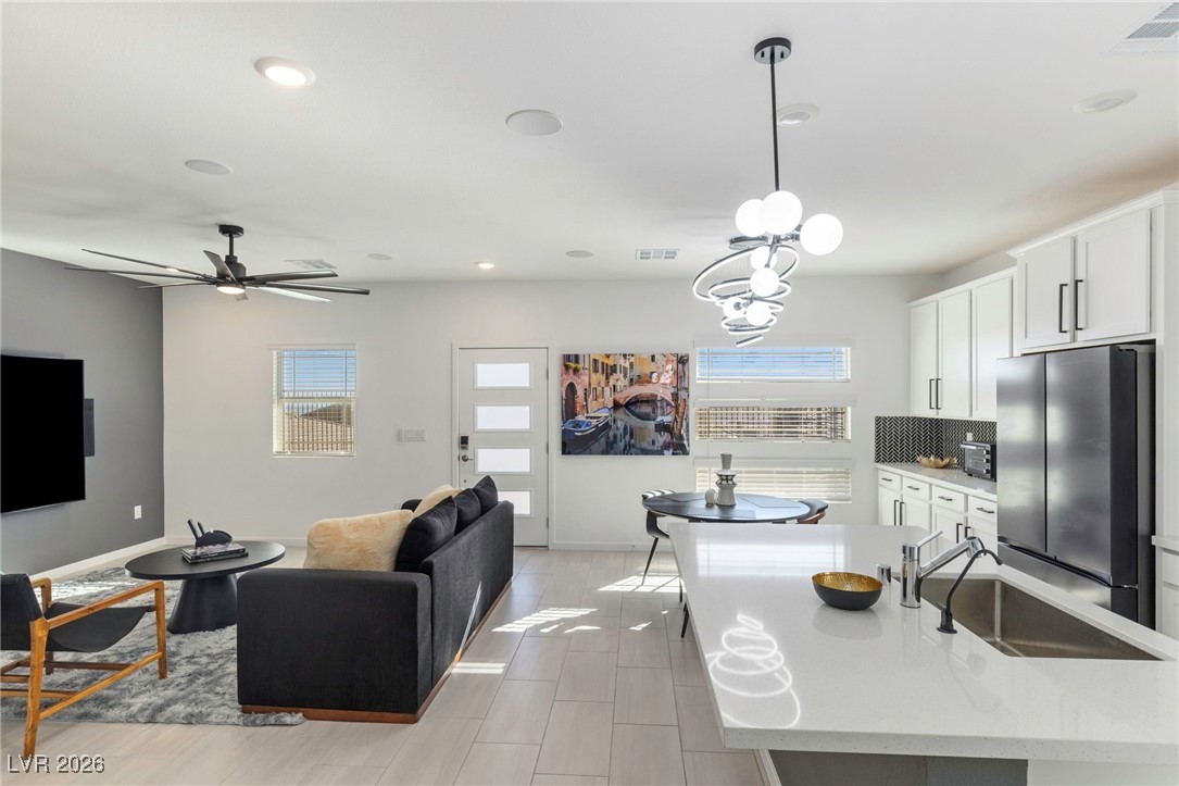 900 Carlton Terrace Lane