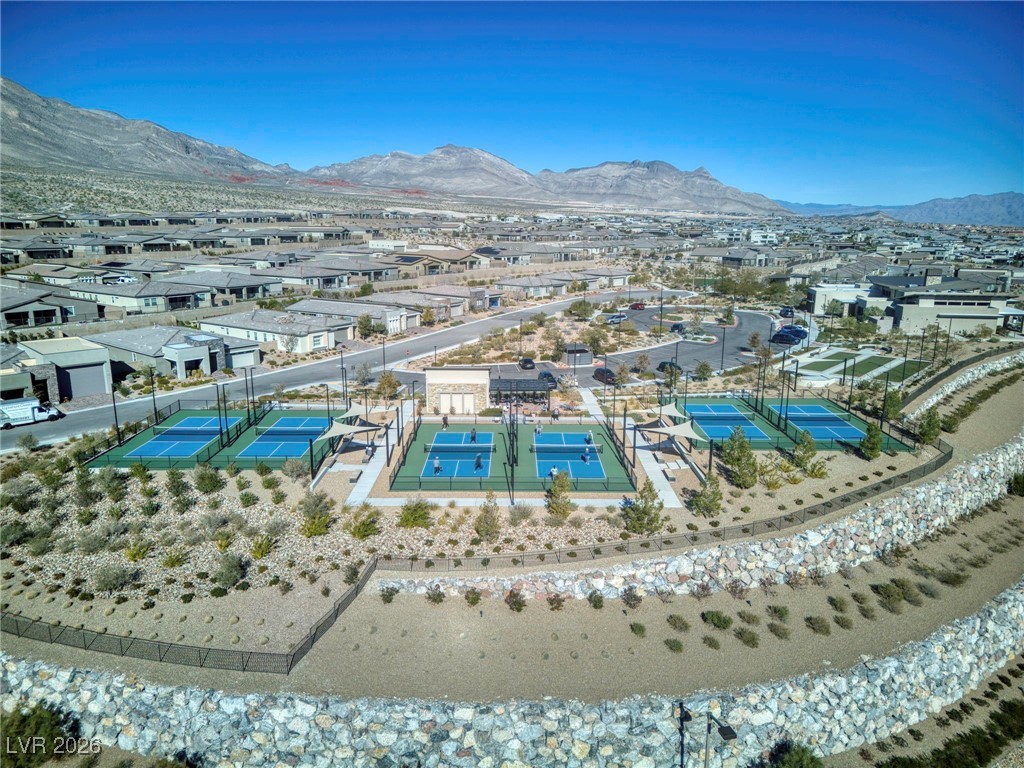 900 Carlton Terrace Lane