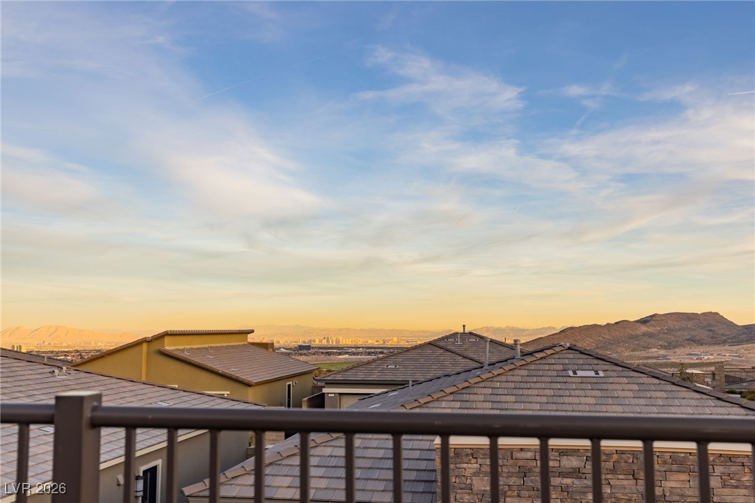 900 Carlton Terrace Lane