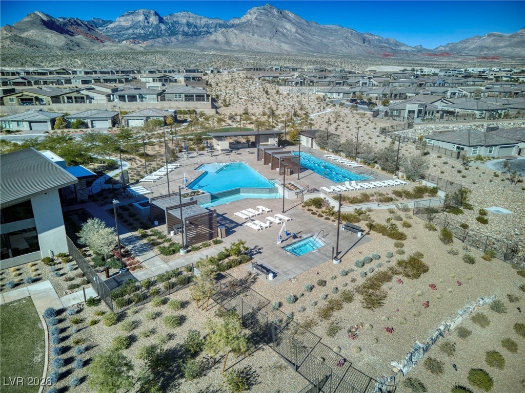 900 Carlton Terrace Lane