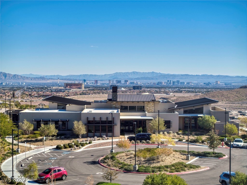 900 Carlton Terrace Lane