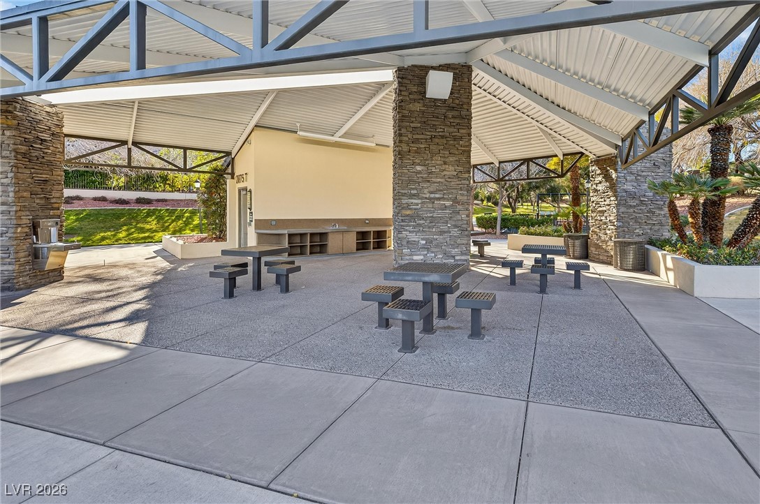 3050 American River Lane