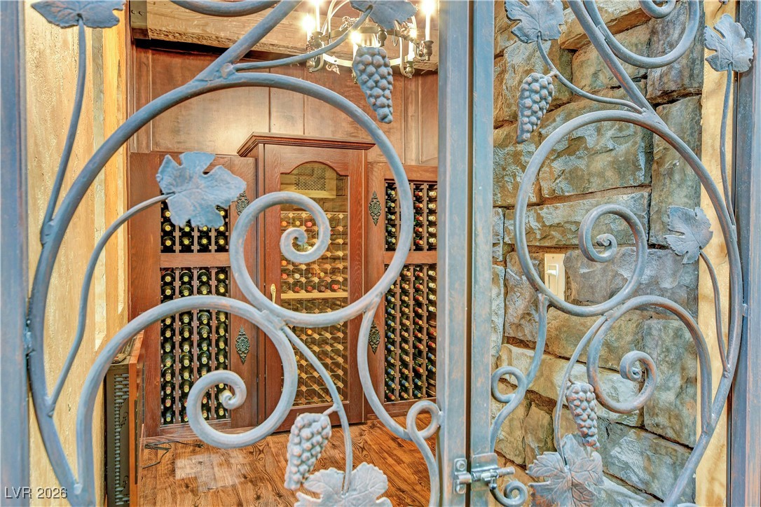 7651 Man O War Street