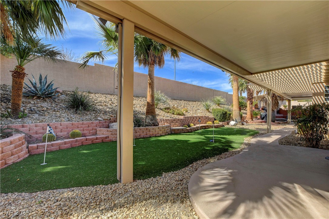 7651 Man O War Street