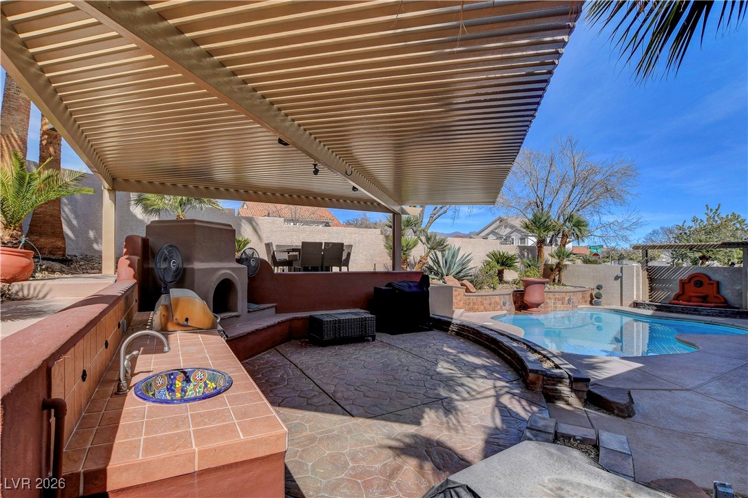 7651 Man O War Street