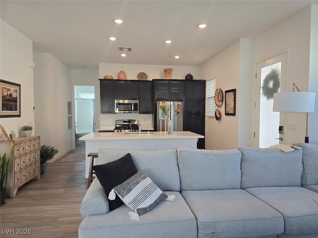 905 Belleforte Lane