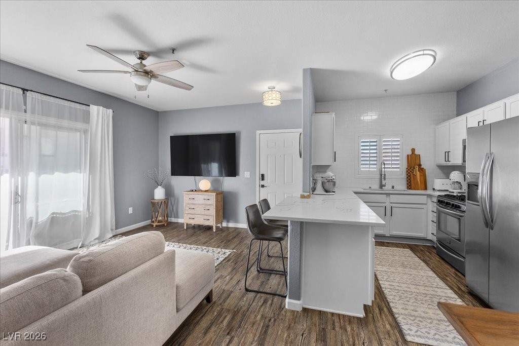 2291 West Horizon Ridge Parkway 11264