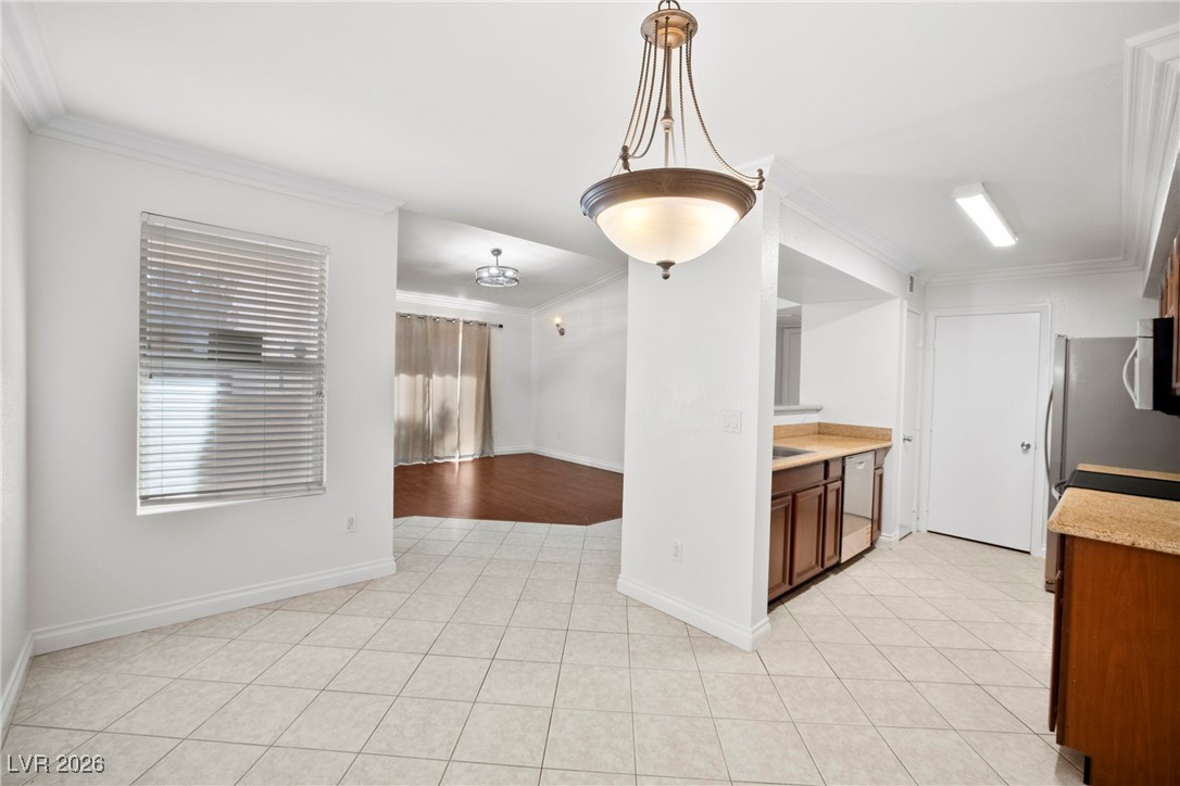 1150 North Buffalo Drive 2012