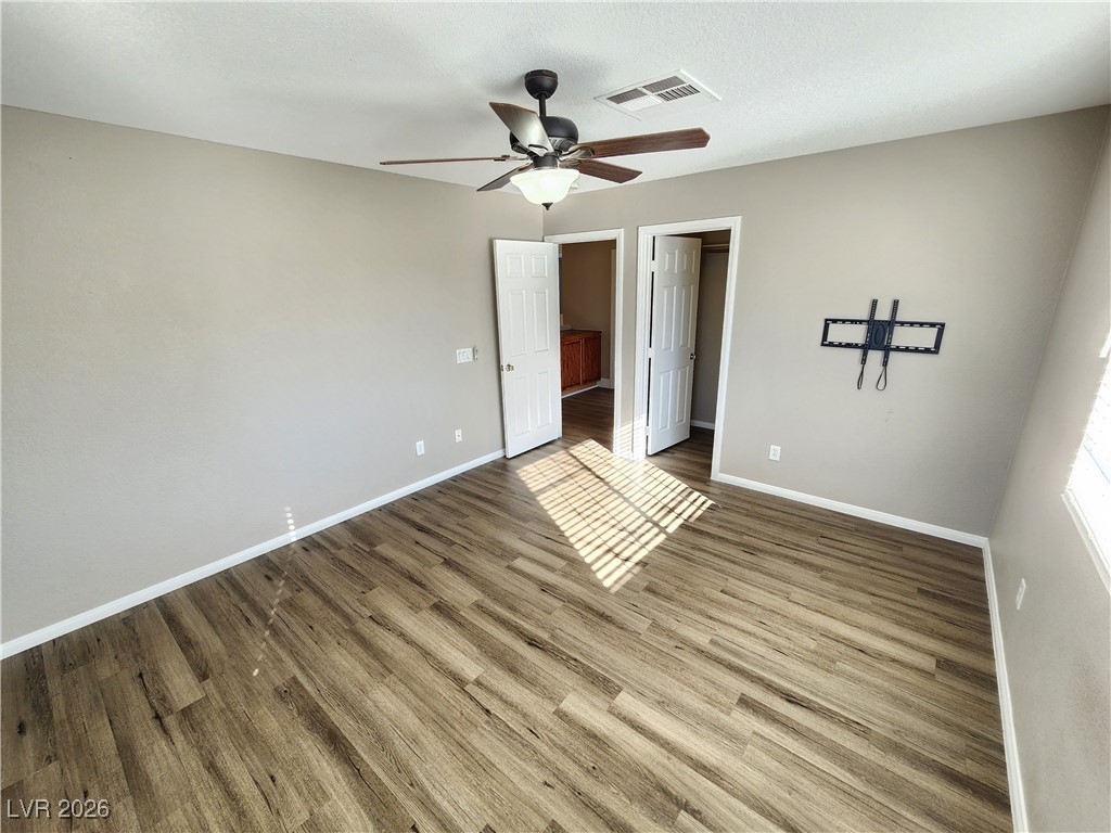 8456 Bandits Bluff Avenue