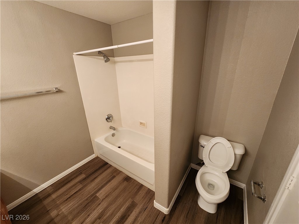 8456 Bandits Bluff Avenue