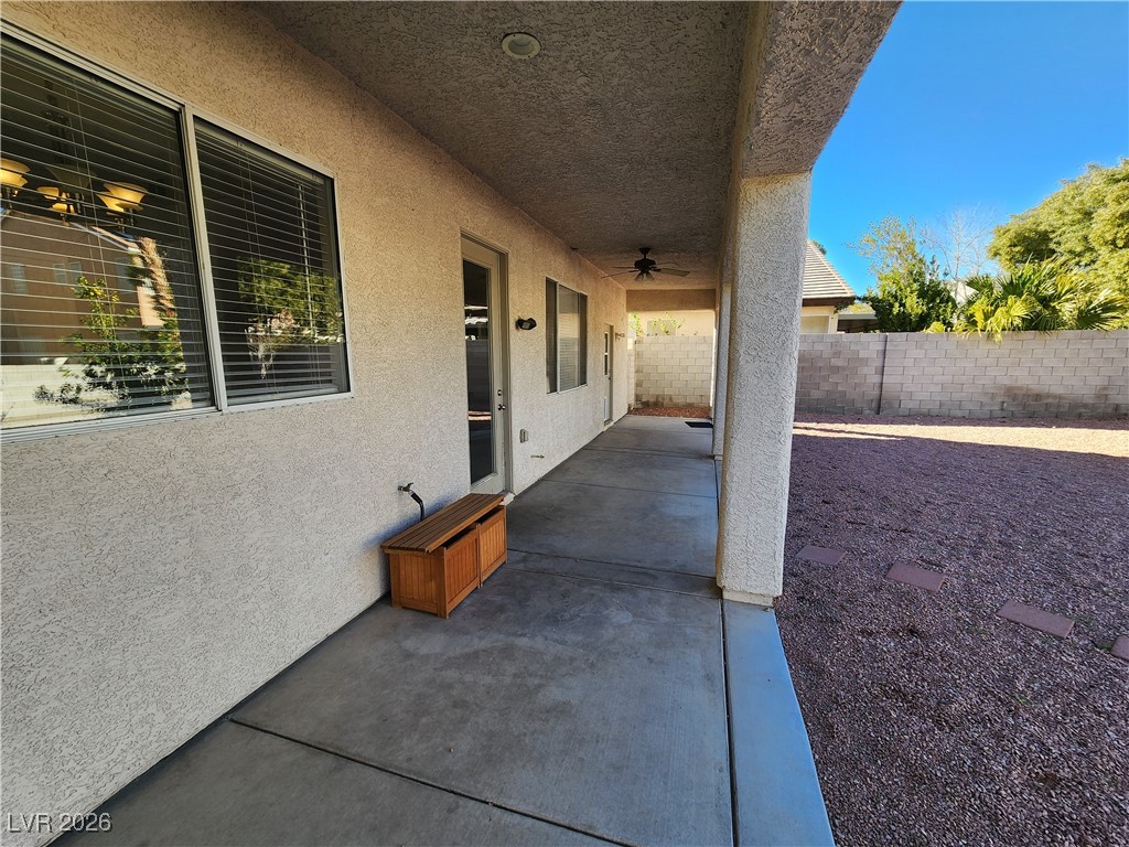 8456 Bandits Bluff Avenue