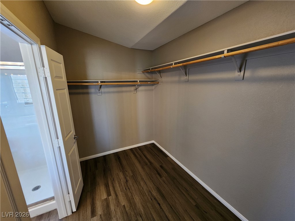 8456 Bandits Bluff Avenue