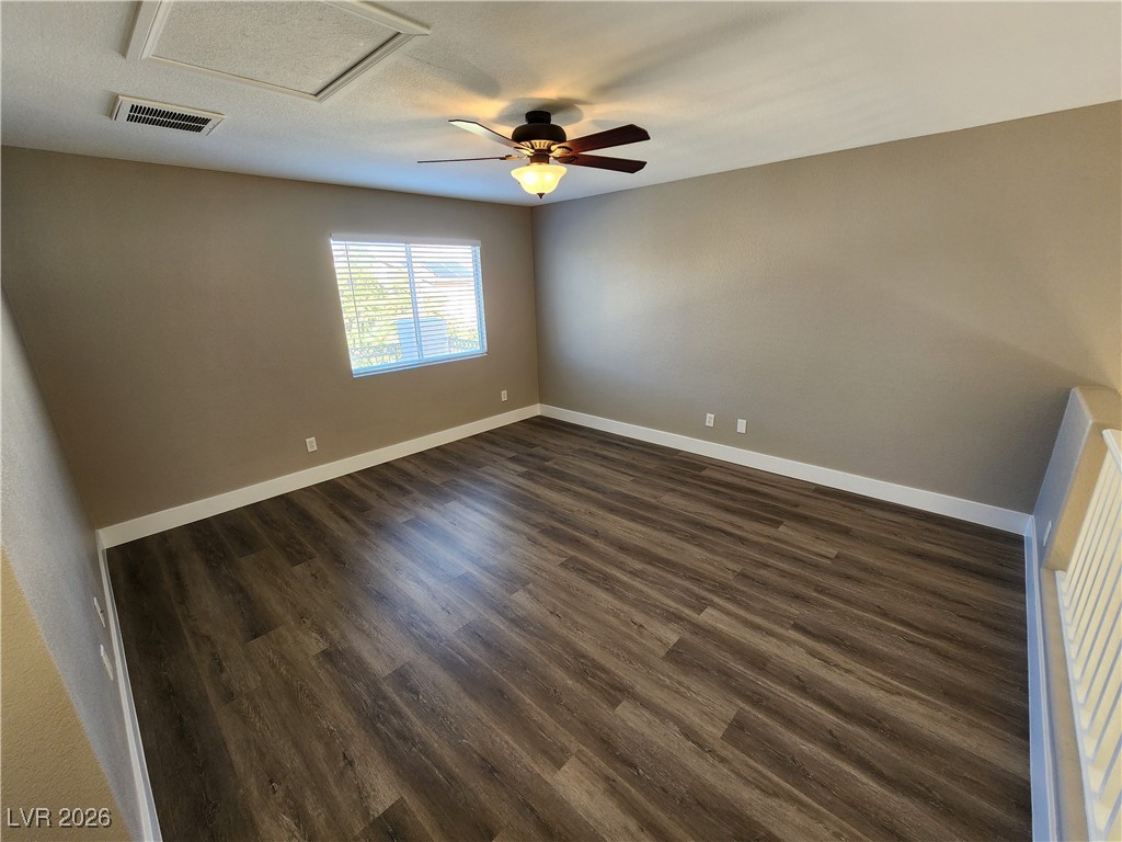 8456 Bandits Bluff Avenue