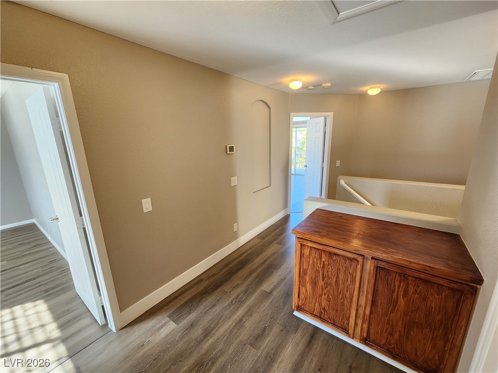 8456 Bandits Bluff Avenue