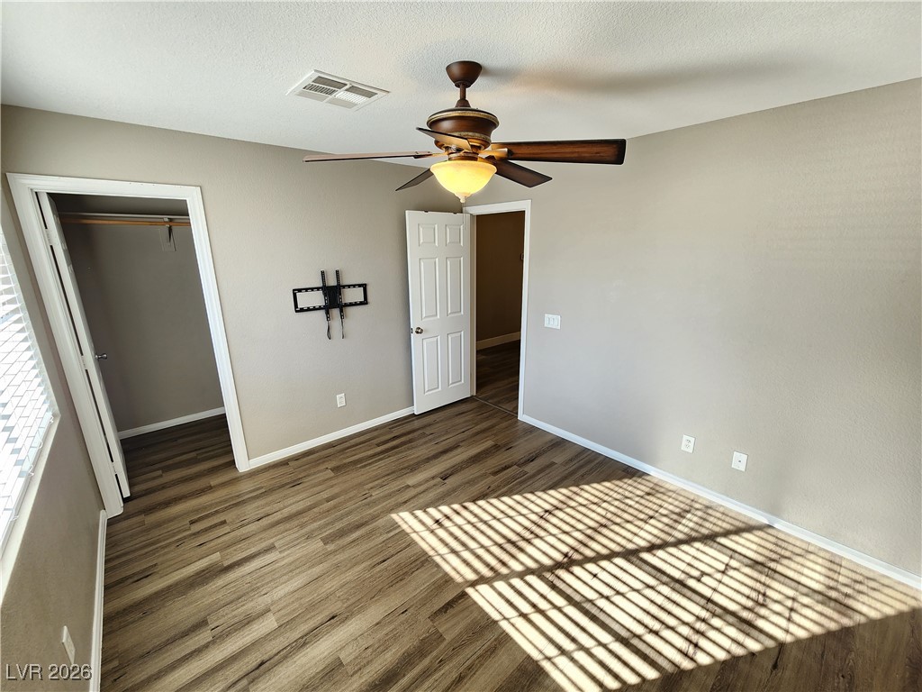 8456 Bandits Bluff Avenue