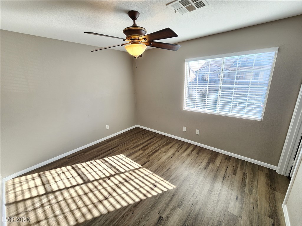 8456 Bandits Bluff Avenue