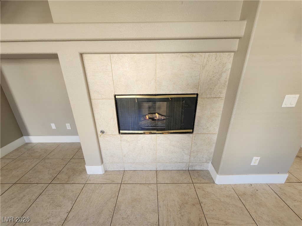 8456 Bandits Bluff Avenue