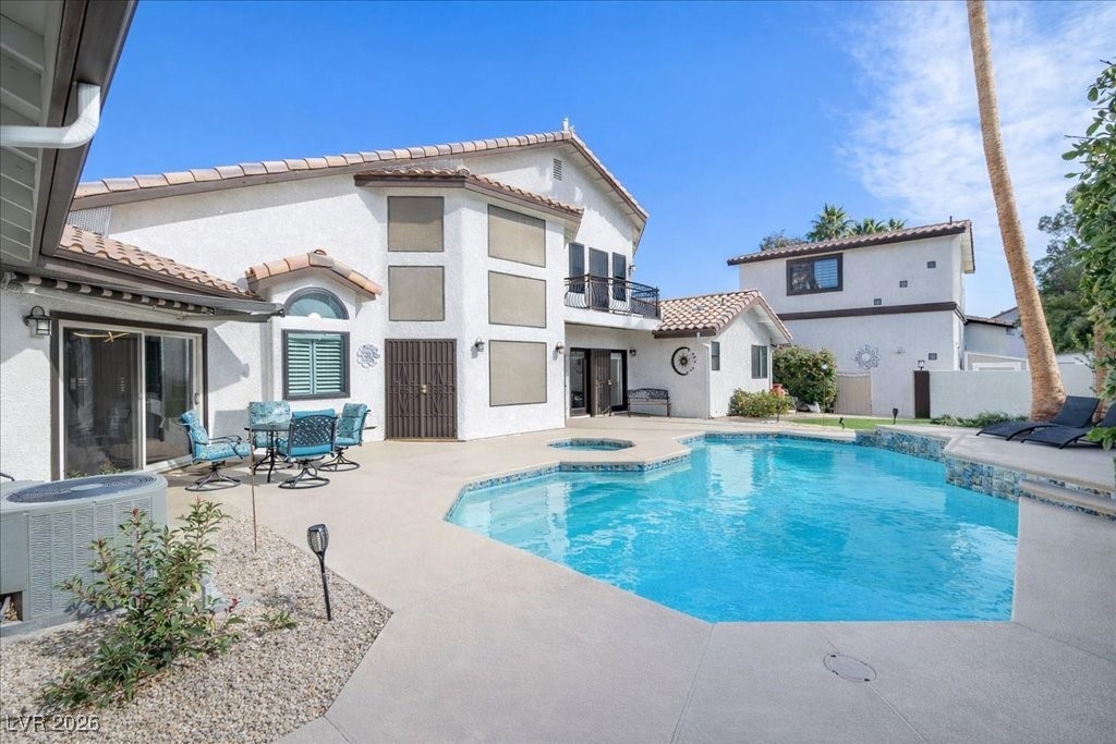 2200 South Pioneer Way