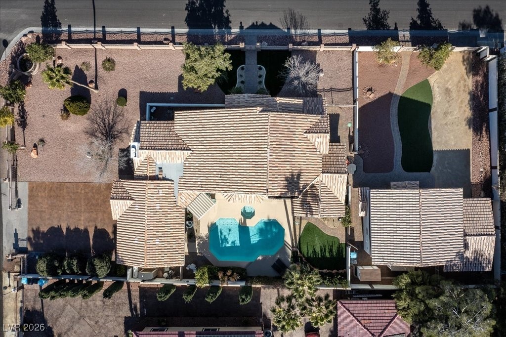 2200 South Pioneer Way