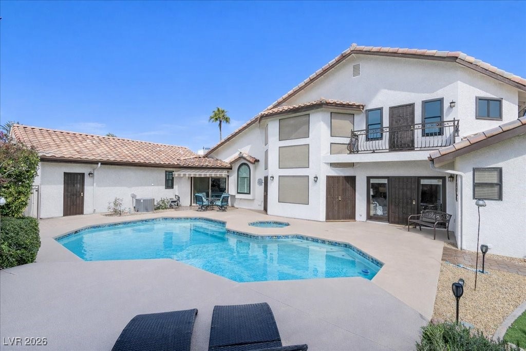 2200 South Pioneer Way