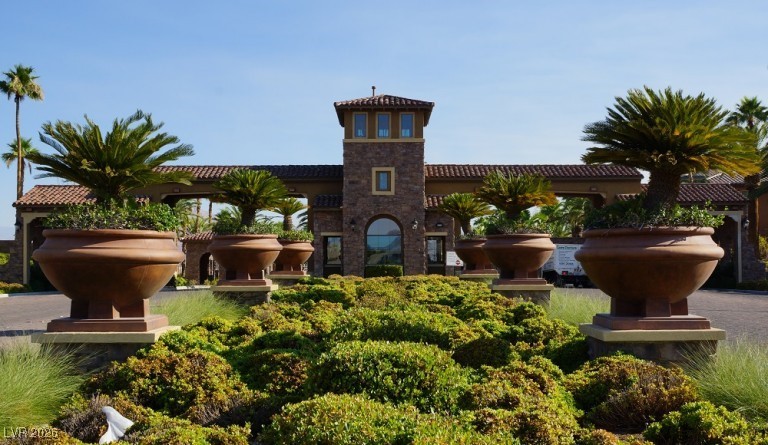 988 Via Panfilo Avenue