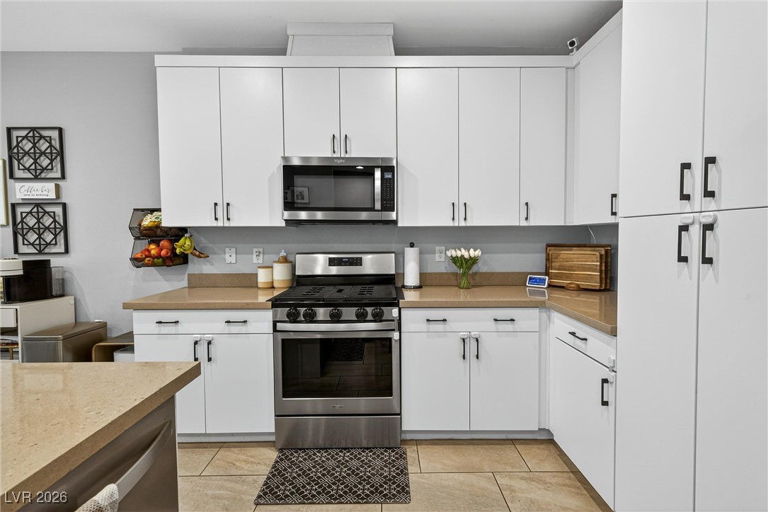 988 Via Panfilo Avenue