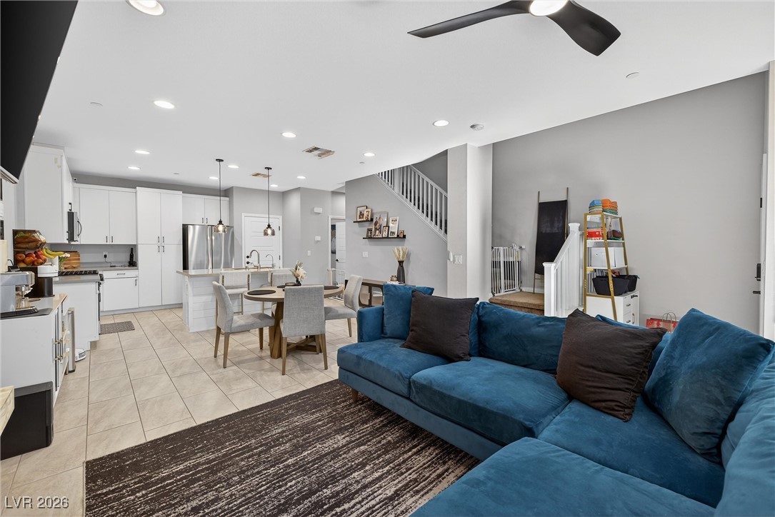 988 Via Panfilo Avenue