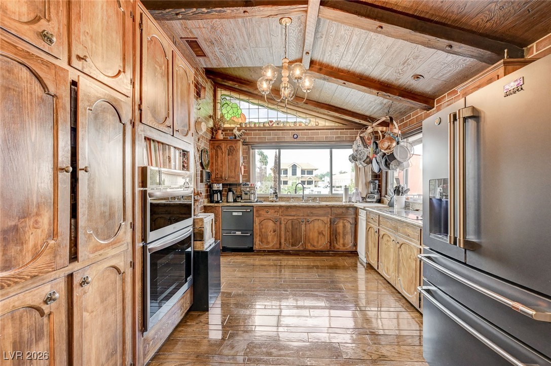 2989 Santa Margarita Street