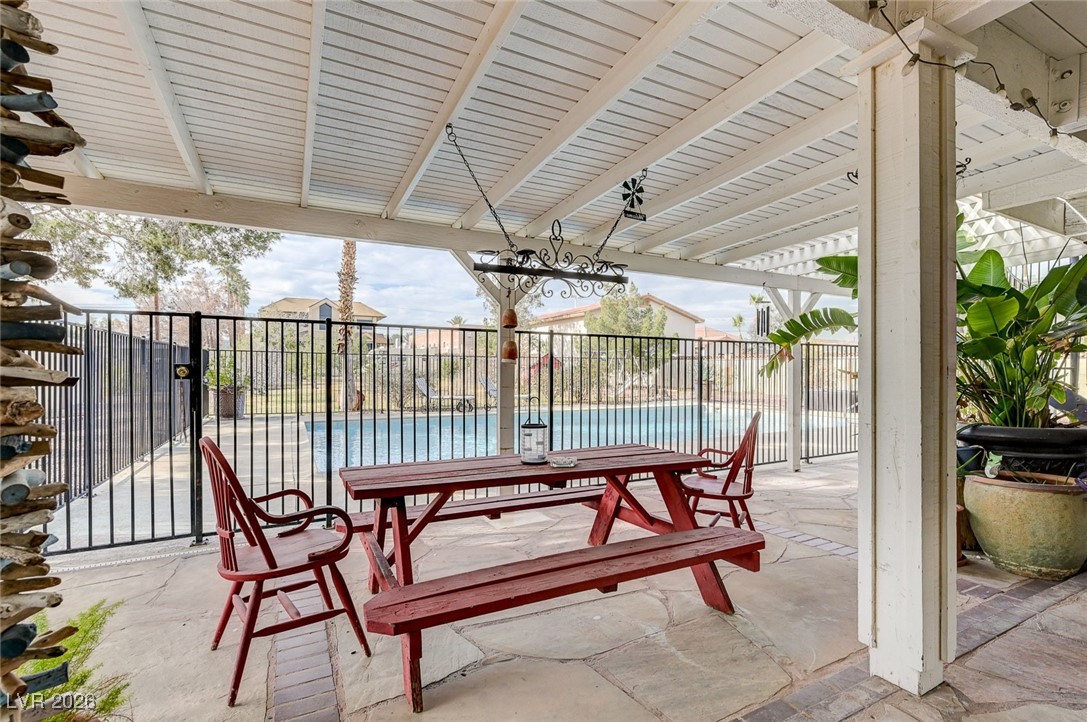 2989 Santa Margarita Street