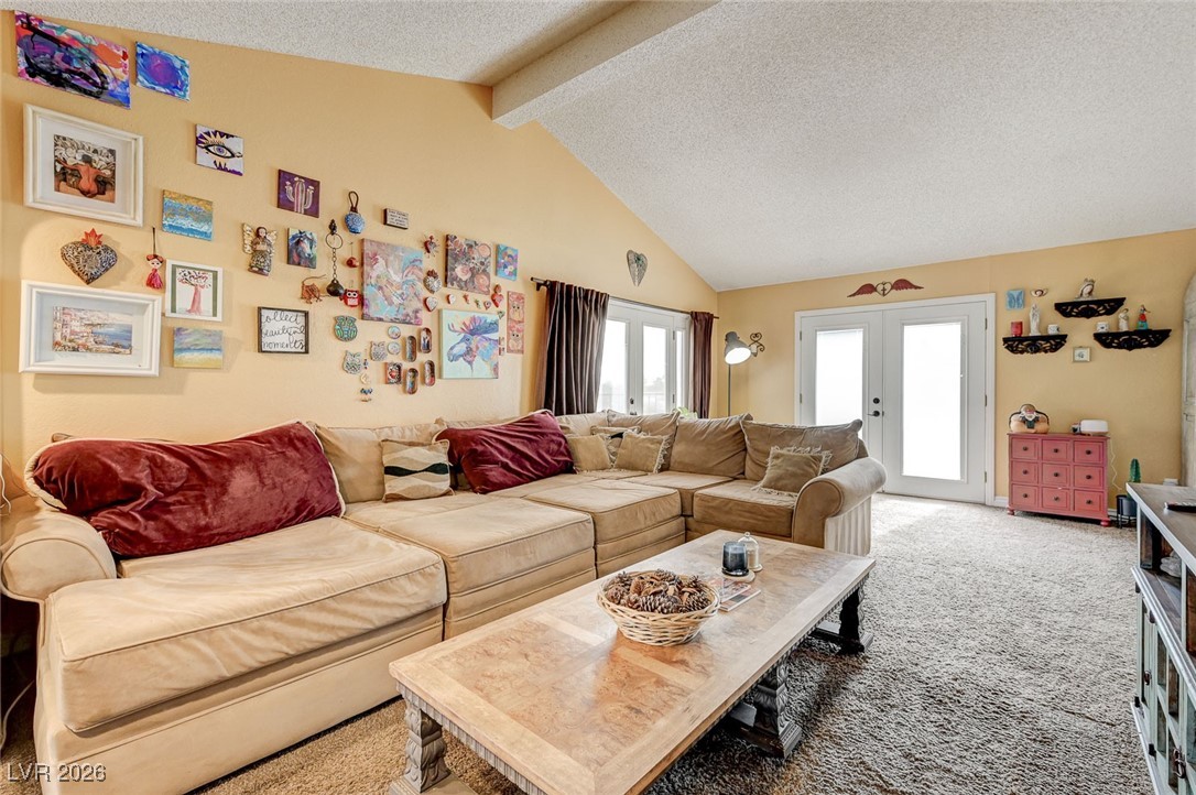 2989 Santa Margarita Street